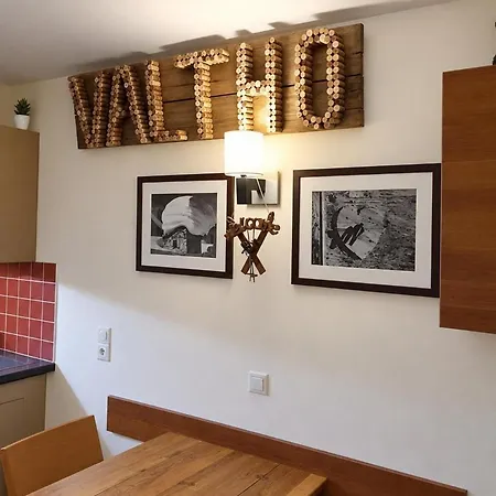 - Inout - 5 Beds Flat M-603